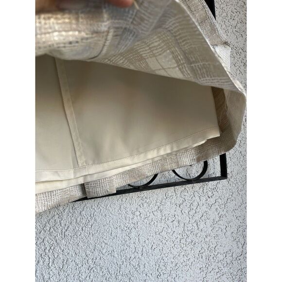 Club Monaco Pleated Ivory And Gold Belted Skirt - Size 4 - Picture 8 of 11